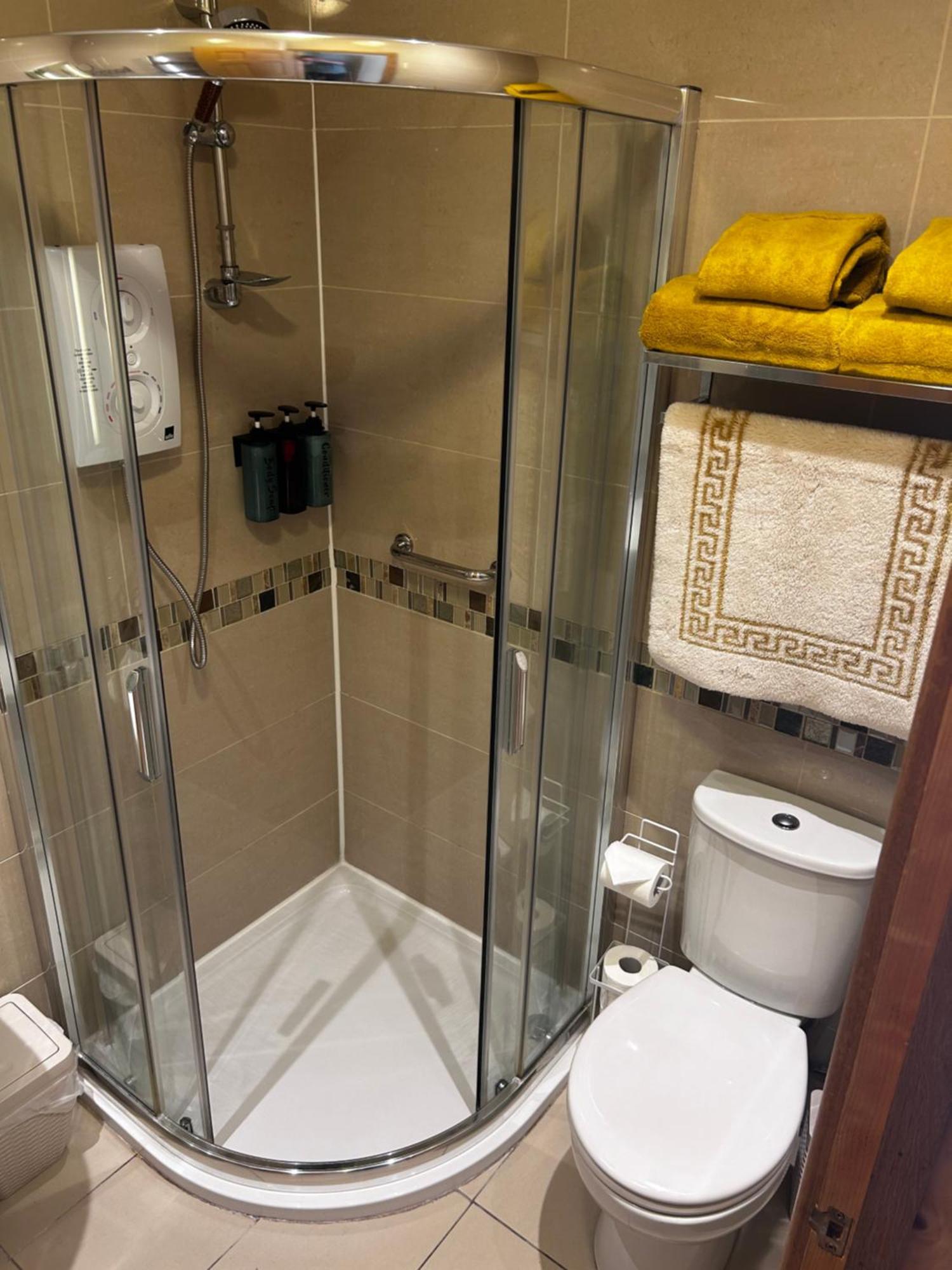 Bed and Breakfast The Westwoods Екстер'єр фото