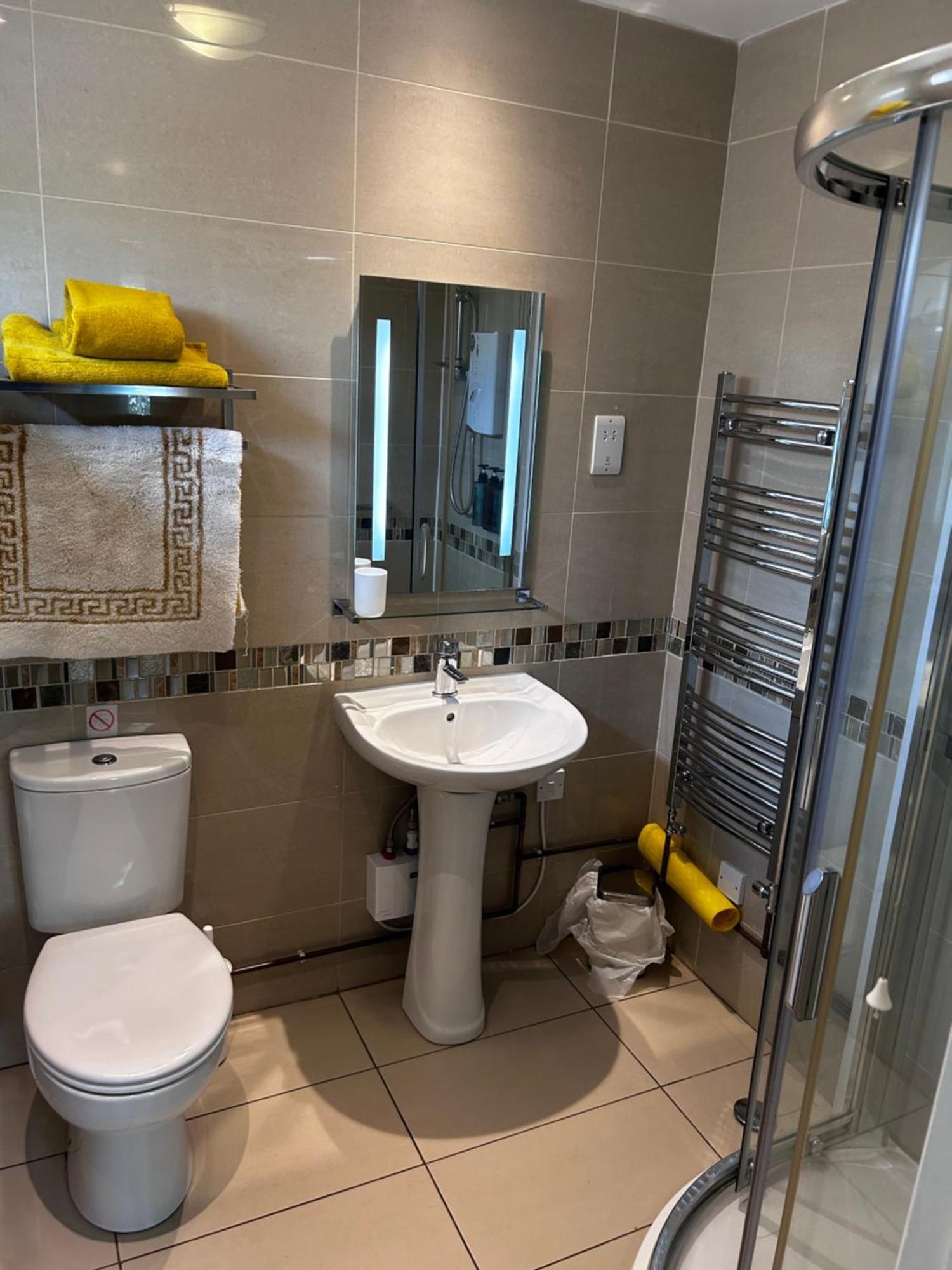 Bed and Breakfast The Westwoods Екстер'єр фото