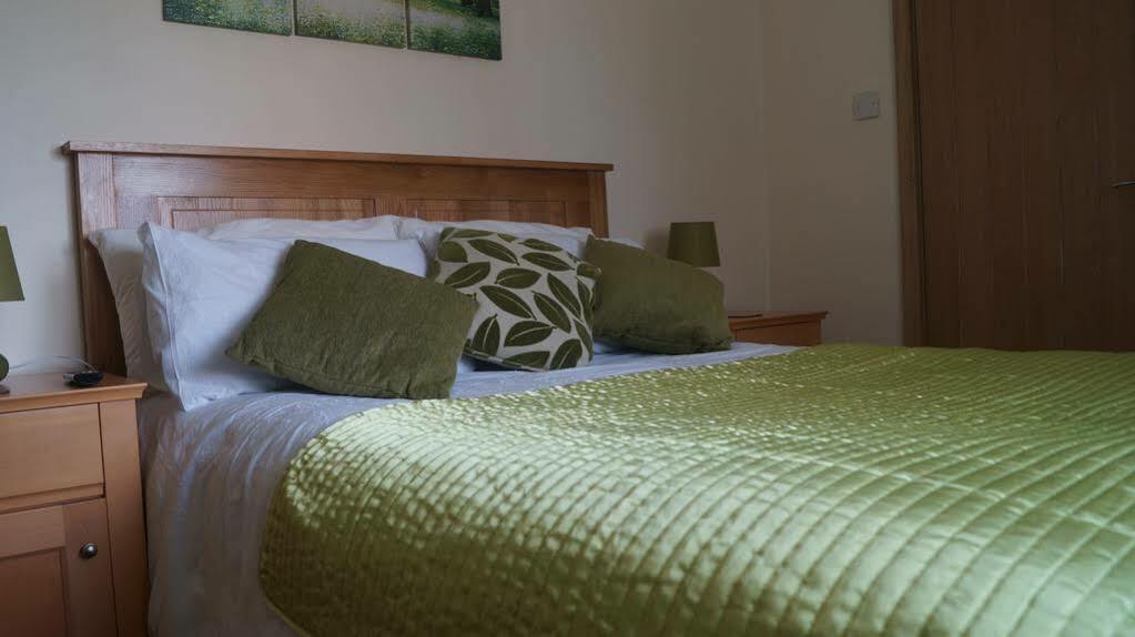 Bed and Breakfast The Westwoods Екстер'єр фото